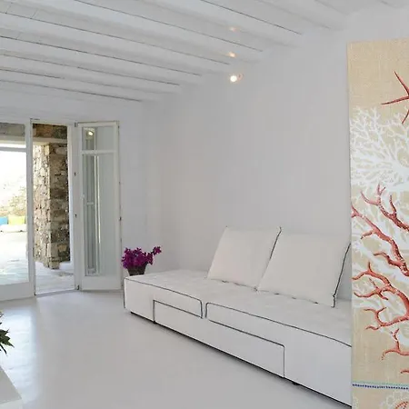 Vila Elia House *